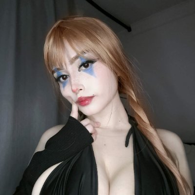 Nicole Choi avatar